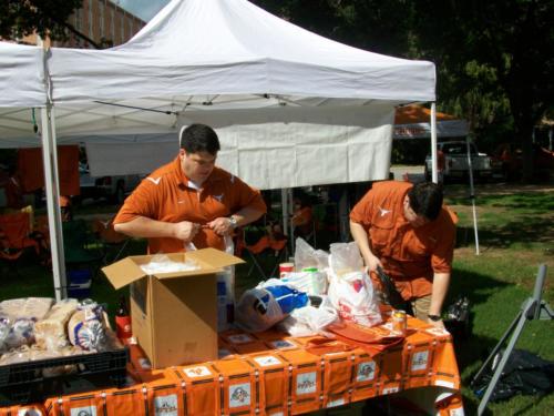 UT Tailgaters photo: 2009
