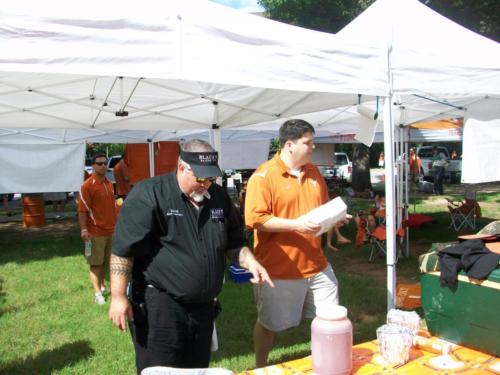 UT Tailgaters photo: 2009