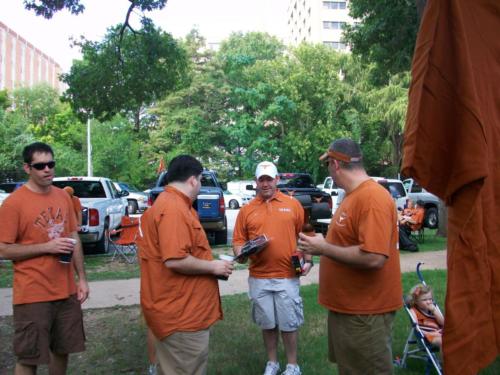 UT Tailgaters photo: 2009