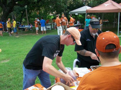 UT Tailgaters photo: 2009