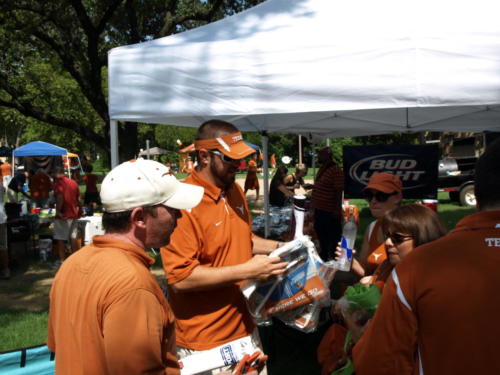 UT Tailgaters photo: 2009