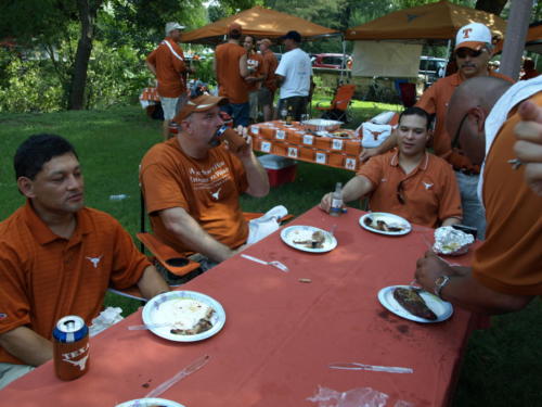 UT Tailgaters photo: 2009